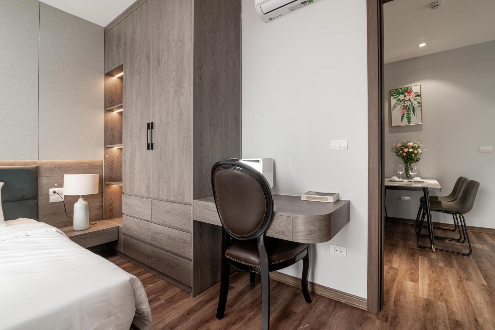 Luxe Paradise Suites Hotel To Ngoc Van Hanoï Extérieur photo