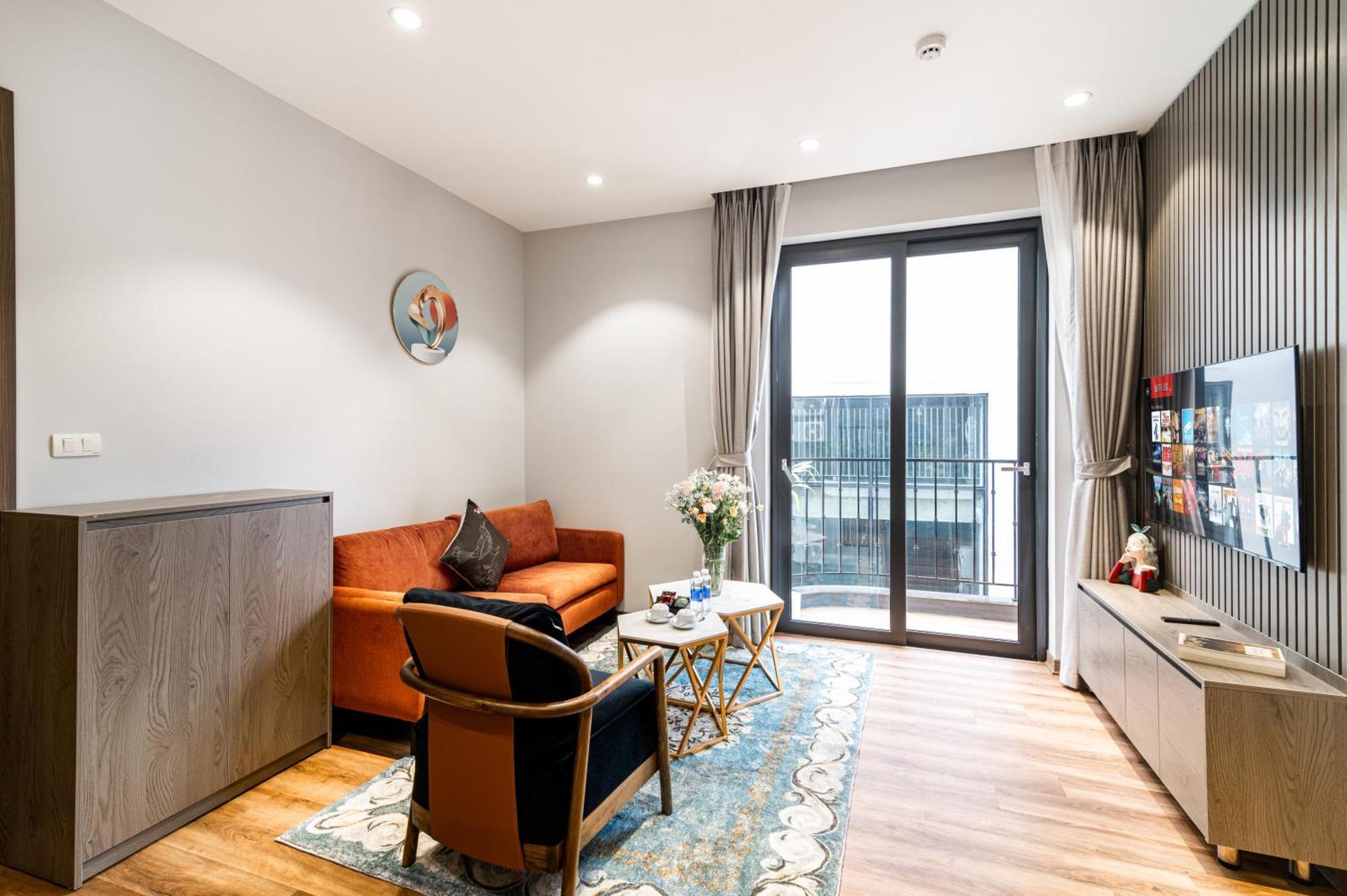 Luxe Paradise Suites Hotel To Ngoc Van Hanoï Extérieur photo