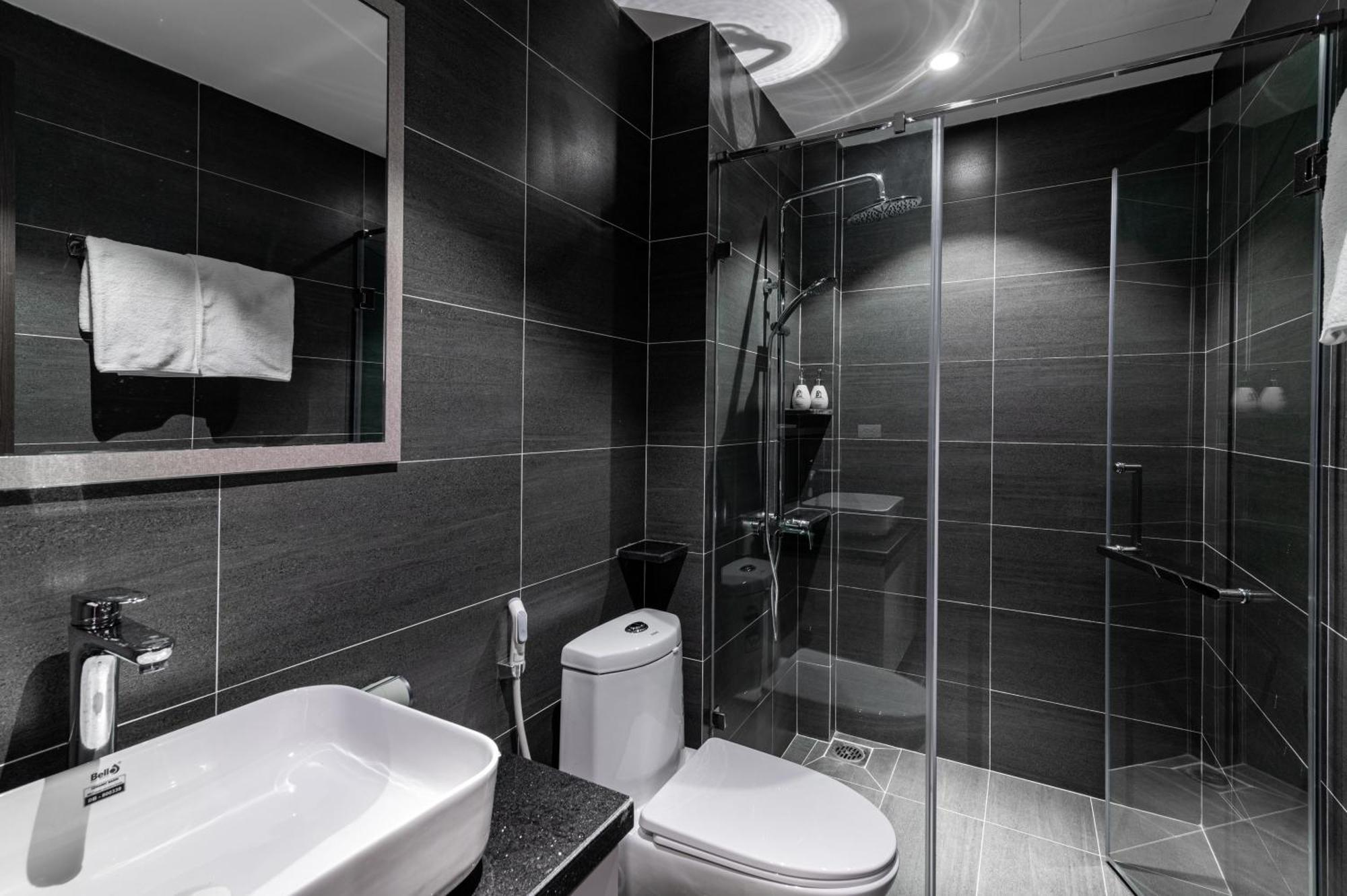 Luxe Paradise Suites Hotel To Ngoc Van Hanoï Extérieur photo